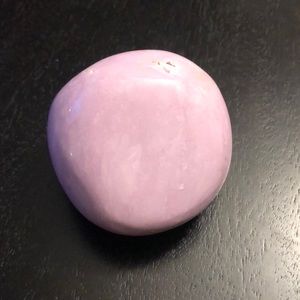 Large phosphosiderite palmstone